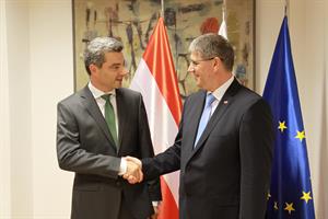 Innenminister Wolfgang Peschorn mit seinem slowenischen Amtskollegen Boštjan Poklukar.