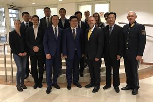 Eine hochrangige Delegation aus China besuchte das Bundeskriminalamt und die Sektion V (Fremdenwesen) des Innenministeriums.