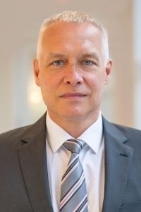 Abteilungsleiter PhDr. Christian Stella, BA MA