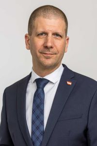 Mag. Dominik Zeiner, MA