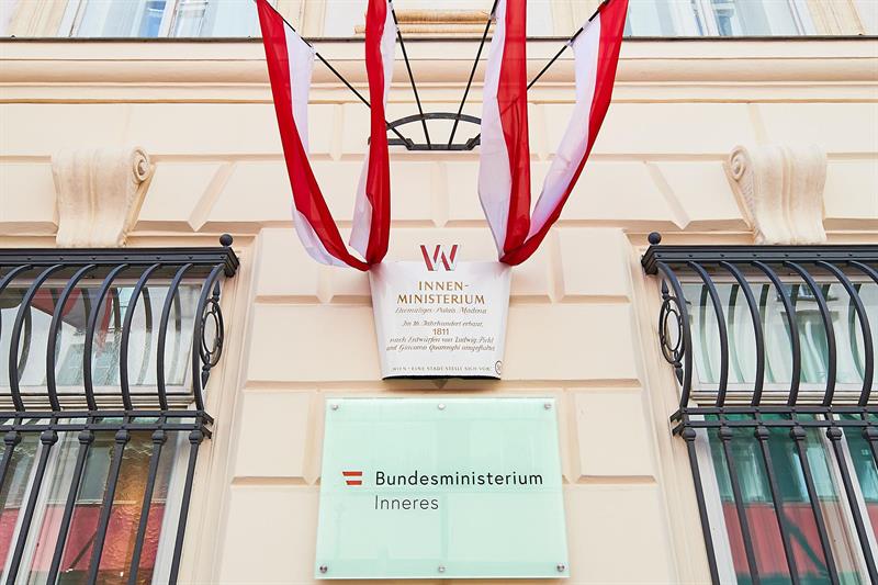 Symbolbild: Eindämmung der illegalen Migration ermöglicht Abbau des Grenzmanagements.