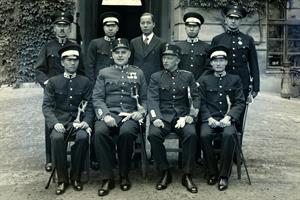 Abschied jener drei chinesischen Polizisten, die nach der Polizeiausbildung in Wien auch das Jus-Studium absolvierten.