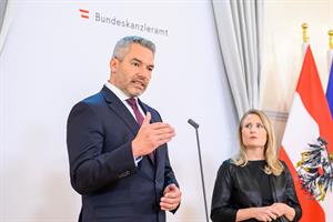 Innenminister Karl Nehammer und Frauenministerin Susanne Raab