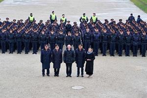 Die Ausmusterung und Angelobung beim Schloss Schönbrunn in Wien.