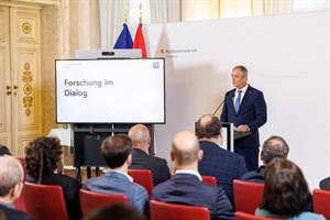 "Sicherheit ist kein statischer Zustand, sondern ein dynamischer Prozess", sagte Andreas Achatz