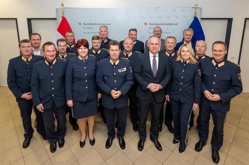 Die Teilnehmerinnen und Teilnehmer der Konferenz in Wien.