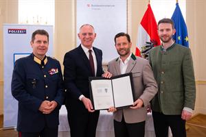 Das Innenministerium und der niederösterreichische Landesjagdverband vertiefen ihre Zusammenarbeit für mehr Sicherheit.
