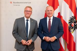 Innenminister Gerhard Karner traf am 17. August 2026 den dänischen Migrationsminister Morten Bødskov zum Arbeitsgespräch in Wien.