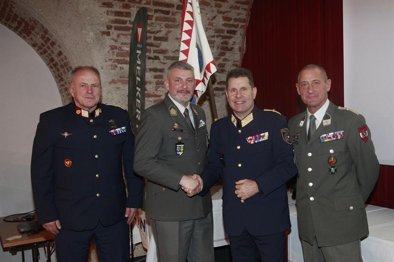 Bundespolizeidirektor Michael Takács nahm an der Weihnachtsandacht des Pionierbataillons 3 teil.