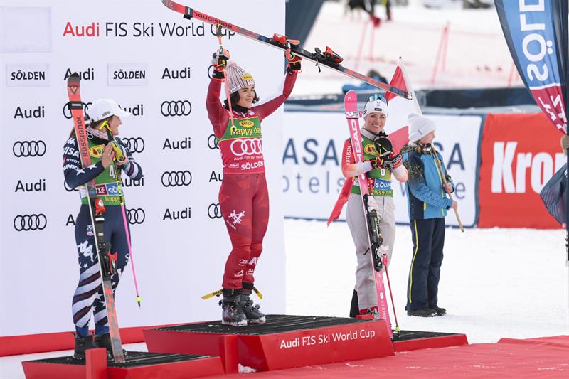 Polizei-Spitzensportlerin Julia Scheib gewann am 25. Oktober 2025 den Riesenslalom in Sölden.