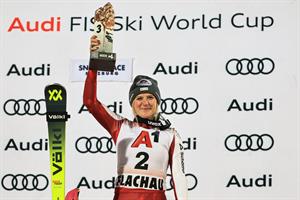 Katharina Truppe erkämpfte beim Nachtslalom in Flachau den dritten Rang.