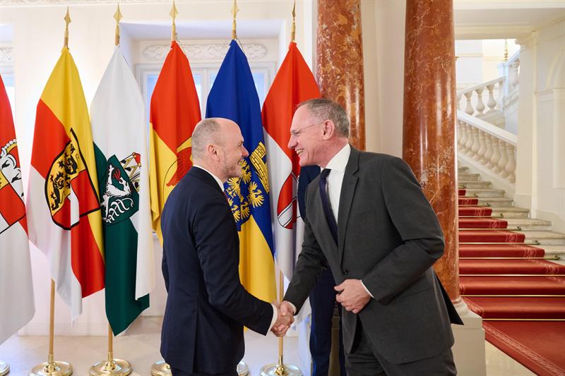 Innenminister Gerhard Karner traf am 19. März 2026 Hubert Büchel, Innenminister von Liechtenstein, zu einem Arbeitsgespräch in Wien.