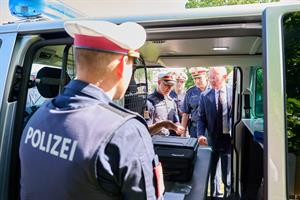 Durch die intensive Ausbildung von Spezialistinnen und Spezialisten zur Erkennung von Drogenlenkern wurde ein wichtiger Beitrag zur Erhöhung der Verkehrssicherheit in Österreich geleistet.