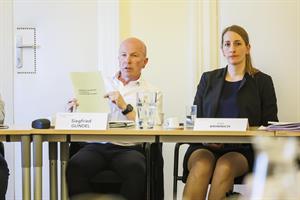 Der stellvertretende Bundespolizeidirektor Siegfried Gundel eröffnete die Sitzung.