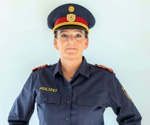 Gertraud Haselbacher leitet das Bezirkspolizeikommando M&ouml;dling.
