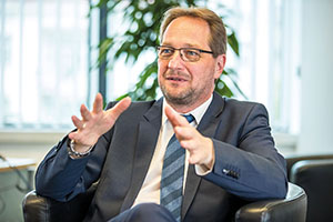 Gerhard Zotter: &bdquo;Das Innenministerium war im Bereich des Fuhrparkmanagements Wegbereiter f&uuml;r ein Vorzeigemodell.&ldquo;