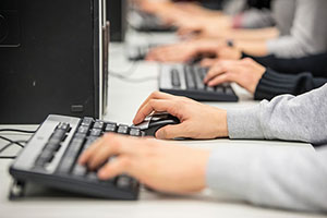 Technisches Fachwissen soll mittels E-Learning weitergegeben werden.