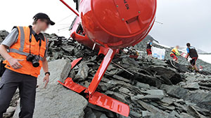 Mitarbeiter der Sicherheitsuntersuchungsstelle des Bundes: Im Bereich Zivilluftfahrt werden vor allem Unf&auml;lle mit Motorflug zeugen, Hubschraubern und Segelflugzeugen untersucht.