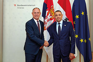 Gerhard Karner und Aleksandar Vulin: Verst&auml;rkte Kooperation mit Serbien.