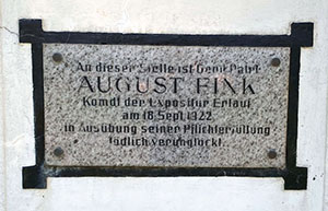 Inschrift auf dem Denkmal f&uuml;r August Fink in Gro&szlig;p&ouml;chlarn.