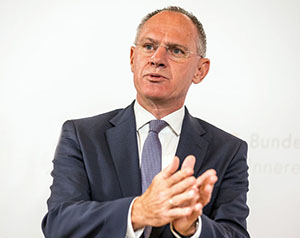 Gerhard Karner: &bdquo;Wir werden das Rekord-Sicherheitsbudget f&uuml;r 2023 verantwortungsvoll in die Sicherheit und den Schutz unseres Landes investieren&ldquo;