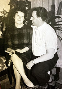 Polizist Johann Sailler (&dagger;) mit seiner Frau Berta: Leumundserhebungen und &Auml;mterausk&uuml;nfte vor der Genehmigung der Verehelichung 1954