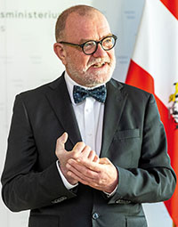 Friedrich Lennkh: &bdquo;Es sollten Modelle entwickelt werden, bei denen Jobrotationen erm&ouml;glicht werden.&ldquo;