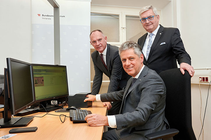 Innenminister Gerhard Karner, Gemeindebund-Pr&auml;sident Alfred Riedl, Projektleiter Christoph Heichinger: Mit dem Projekt &bdquo;Sicheres Meldamt&ldquo; soll die Qualit&auml;t der Meldedaten verbessert, F&auml;lschungen erkannt und Gemeindebedienstete unterst&uuml;tzt werden&ldquo;