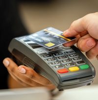 NFC-Betrug: Mit einer gestohlenen Debitkarte k&ouml;nnen auch ohne PIN-Code kleinere Betr&auml;ge bezahlt werden