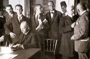 Wiens Polizeipr&auml;sident Johann Schober (2.v.r.) mit Delegierten beim Gr&uuml;ndungskongress der Internationalen Kriminalpolizeilichen Kommission (IKPO) im September 1923 in Wien