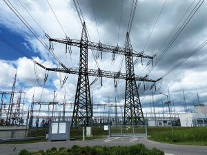 Europ&auml;isches Stromverbundsystem: Es muss eine permanente Balance zwischen Erzeugung und Verbrauch sichergestellt sein. Andernfalls kollabiert das System