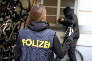 D&auml;mmerungseinbr&uuml;che: Die Polizei setzt gegen Einbrecher eigene Ermittlungsgruppen ein und setzt Schwerpunkte beim Streifendienst