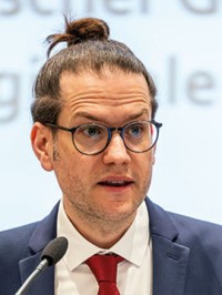 Jan Busse: &bdquo;Der Nahostkonflikt ist eine Geschichte terroristischer Gewalt.&ldquo;