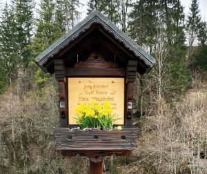 Gedenkst&auml;tte in Bad Aussee f&uuml;r Gruppeninspektor Alois Mayrhuber und den Postbeamten Karl Amon