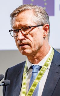 Mathias Vogl: &bdquo;Die Umsetzung von k&uuml;nstlicher Intelligenz ist bei der Verwaltung gut angesiedelt.&ldquo;