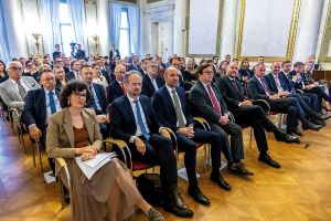 Festakt 10 Jahre BFA: R&uuml;ckblick auf die Entstehung und die Entwicklung des BFA in den vergangenen zehn Jahren sowie Ausblick auf zuk&uuml;nftige Herausforderungen