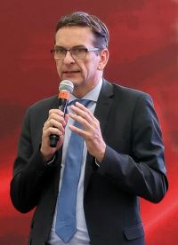 Kilian Gross: &bdquo;Wir wollen die k&uuml;nstliche Intelligenz wie ein Produkt behandeln, weil wir glauben, dass wir Produkte sicher machen k&ouml;nnen.&ldquo;