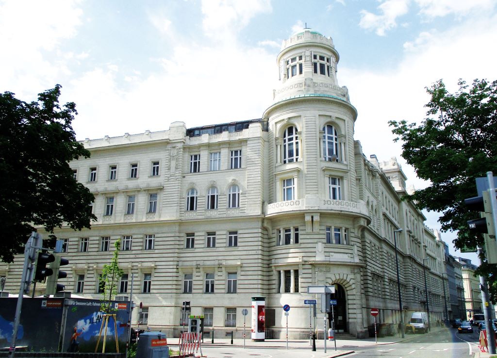 Das 1904 er&ouml;ffnete Polizeigeb&auml;ude (&bdquo;Polizeipalast&ldquo;) an der Rossauer L&auml;nde: Sitz des &bdquo;Kriminalistischen Instituts&ldquo;