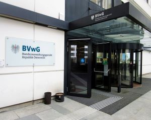 Entscheidung des Bundesverwaltungsgerichts: Das blo&szlig;e automatisierte Erfassen einer sich n&auml;hernden Person durch die im Fahrzeug verbauten Kameras stellt bereits eine Datenverarbeitung dar