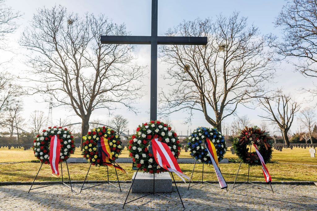 Deutscher Soldatenfriedhof (Gruppe 97 des Wiener Zentralfriedhofs): Gr&auml;ber von rund 7.300 Soldaten