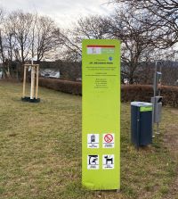 Dr.-Mei&szlig;ner-Park in Wien-P&ouml;tzleinsdorf: 1919 benannt nach dem vielseitigen Juristen Leopold Florian Mei&szlig;ner