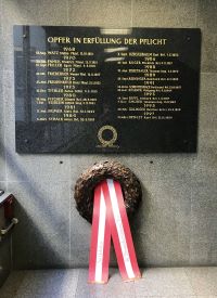 Gedenktafel f&uuml;r die Opfer der Wiener Polizei von 1968 bis 1997
