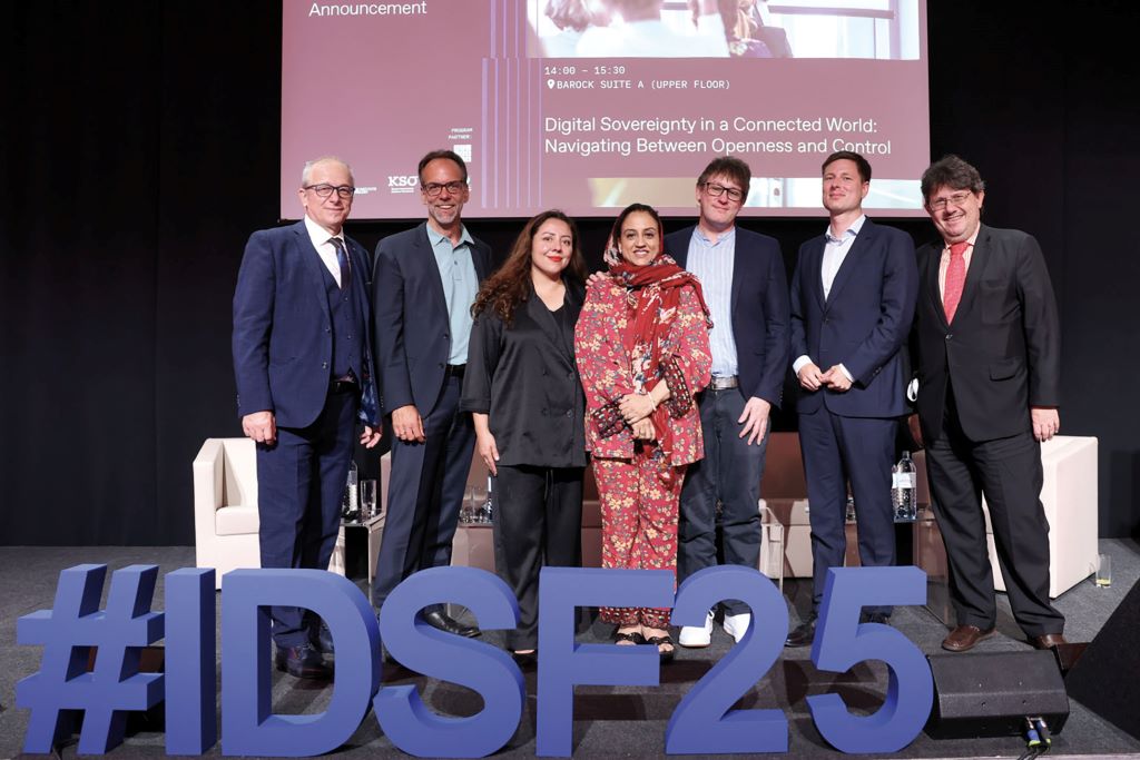 Beim &bdquo;International Digital Security Forum 2025&ldquo; (IDSF) wurden technologische, rechtliche und gesellschaftspolitische Perspektiven im Zusammenhang mit der Digitaliserung pr&auml;sentiert