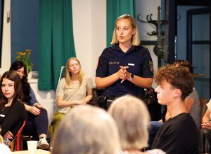 Chefinspektorin Stefanie J&auml;ger kl&auml;rte &uuml;ber Betrugsarten auf und gab Tipps