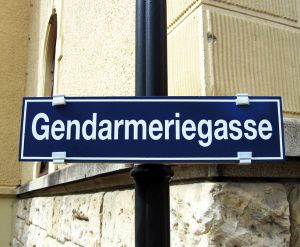Gendarmeriegasse in der Burgenstadt Friesach in K&auml;rnten