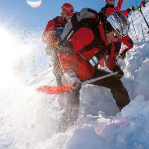 In der Alpinsaison 2024/2025 kamen acht Personen bei Lawinenunf&auml;llen ums Leben &ndash; ein deutlicher R&uuml;ckgang gegen&uuml;ber den Vorjahren