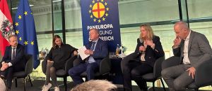 Enquete im Parlament: Peter Webinger, Anna St&uuml;rgkh, Rainhard Kloucek, Michaela Jana L&ouml;ff, Gerhard Hanke